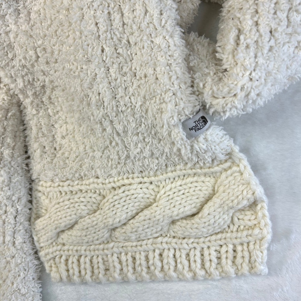 The North Face Gorpcore Cable Knit Plush Scarf OS Cream Winter Cabin - Picture 3 of 6